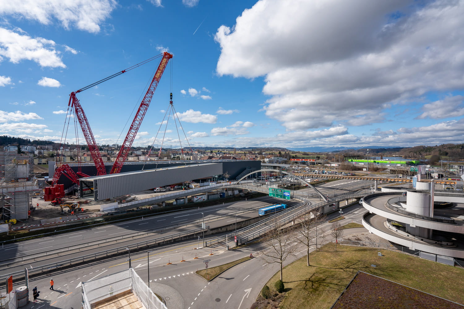 SENNAG-Migros-Logistikbrücke-2.jpg