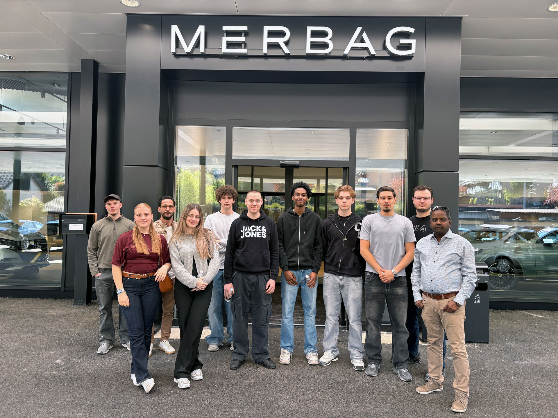lernende-ausbildung-senn-ag-merbag-aarburg-neubau.jpg