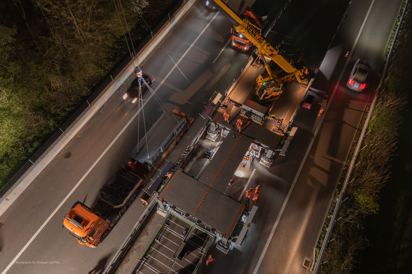 schwertransport.jpg